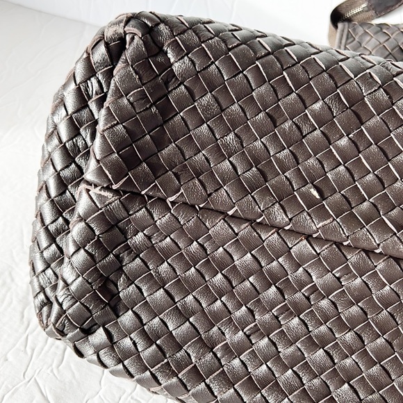 Ultra Soft Genuine Leather Large Tote - Picture 12 of 16